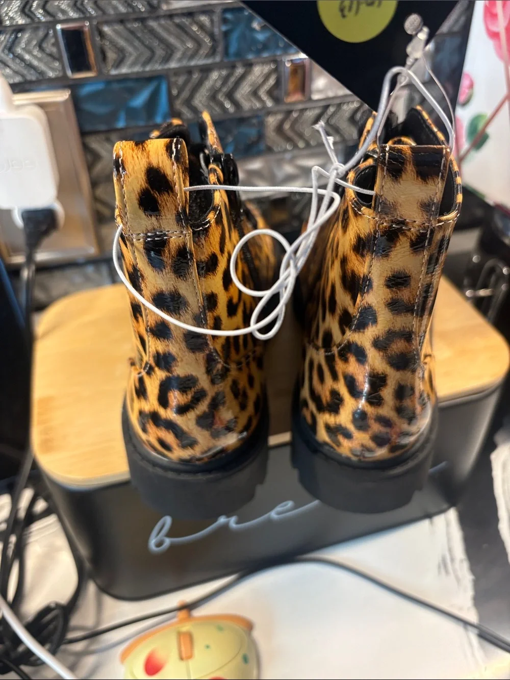 art class Leopard-Print Lace-Up Kids Boots in Black and Tan